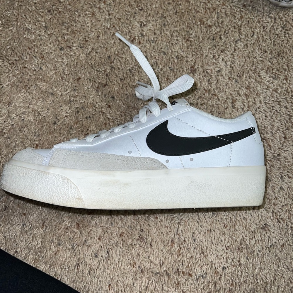 Nike Platform Blazer Lows